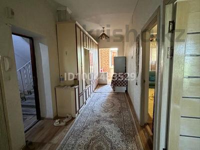 3-комнатная квартира · 67 м² · 4/5 этаж, Адырбекова 159 — Білім -Инновация лицейі за 200 000 ₸ в Шымкенте, Туран р-н