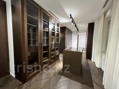 4-комнатная квартира · 170 м² · 8/8 этаж, Кабанбай Батыра 9/2 за 169 млн ₸ в Астане, Нура р-н