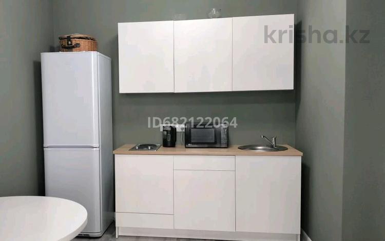 2-комнатная квартира · 36 м² · 6/18 этаж, Санжара Асфендиярова за 230 000 ₸ в Астане, Есильский р-н — фото 2