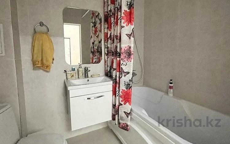2-комнатная квартира · 72 м² · 9/10 этаж, мкр. Алтын орда за 28 млн ₸ в Актобе — фото 2