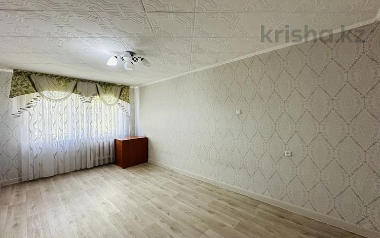 2-комнатная квартира, 47 м², 1/5 этаж, 40-лет 73 за 6.5 млн 〒 в Шахтинске — фото 2