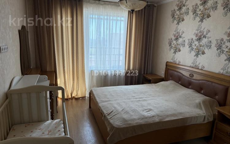 2-бөлмелі пәтер · 70 м² · 6/7 қабат, мкр Юго-Восток, Просп. Республики 40, бағасы: 280 000 ₸ в Караганде, Казыбек би р-н — фото 2