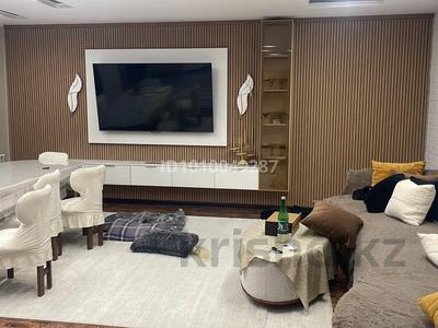 4-комнатная квартира · 185 м² · 2/5 этаж, мкр. Алтын орда, Халел Досмугамебетулы 18 за 60 млн ₸ в Актобе