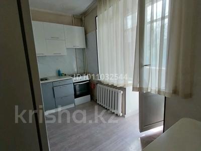1-бөлмелі пәтер · 38.7 м² · 2/5 қабат, Желтоксан 78/86 — Жыбек жолы, бағасы: 16 000 ₸ в Алматы, Алмалинский р-н
