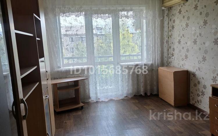 2-комнатная квартира · 43 м² · 5/5 этаж, Гоголя 33 — Гоголя-Лободы за 16 млн ₸ в Караганде, Казыбек би р-н — фото 2