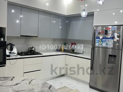 4-комнатная квартира · 150 м² · 5/5 этаж, мкр. Алтын орда 9/6 — 103 за 55 млн 〒 в Актобе