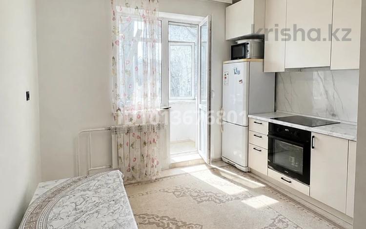 1-бөлмелі пәтер · 36 м² · 5/5 қабат, ЖМ Лесная поляна 39, бағасы: 15 млн ₸ в Косшы — фото 2