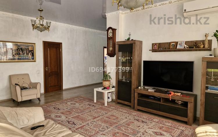 4-комнатная квартира · 169 м² · 11/17 этаж, Кенесары 69 — Абай за ~ 75 млн 〒 в Астане, р-н Байконур — фото 20