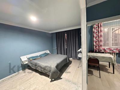 1-комнатная квартира · 40 м² · 2/5 этаж, Жансугурова 80/84 — Акын Сара за 10 000 ₸ в Талдыкоргане, Каратал