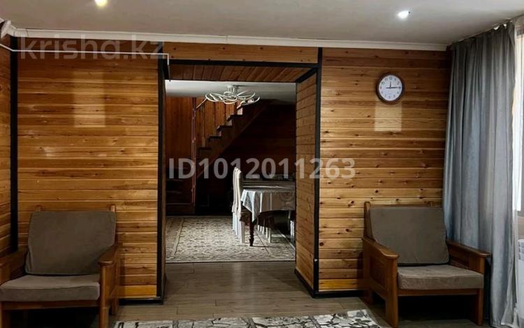 Жеке үй · 4 бөлме · 205 м², Набережная 36а — Озеро, бағасы: 100 000 ₸ в Бурабае — фото 2