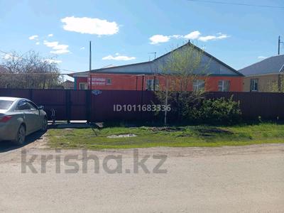 Отдельный дом · 4 комнаты · 160 м² · 6 сот., мкр. Зачаганск пгт, ул. Баянсулу 2 за 21 млн ₸ в Уральске