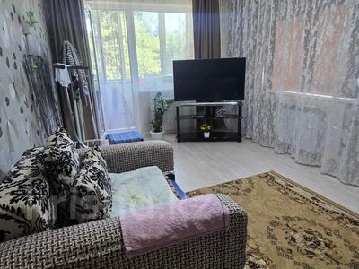 2-комнатная квартира · 44.3 м² · 2/5 этаж, Бурова 9 за 16 млн ₸ в Усть-Каменогорске