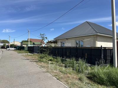 Отдельный дом · 4 комнаты · 115 м² · 8 сот., Сырттанова 23 — Курманова 25 школа за 31 млн 〒 в Талдыкоргане