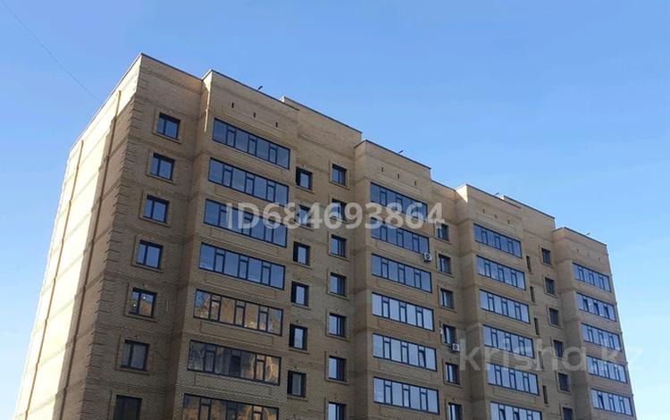 3-комнатная квартира, 92 м², 7/9 этаж, Трусова 103 — Центральный рынок за 35.5 млн 〒 в Семее — фото 7