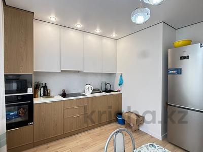 2-бөлмелі пәтер · 64 м² · 8/13 қабат, Бухар жырау 32, бағасы: 45 млн ₸ в Астане, Есильский р-н