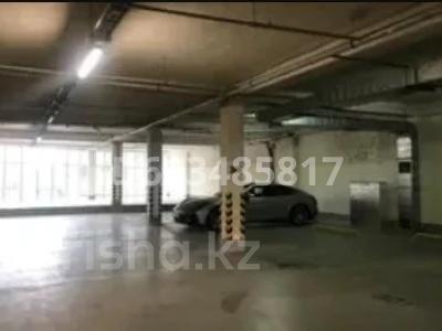 Паркинг • 18 м² • Аль-Фараби 5г за 40 000 〒 в Алматы, Бостандыкский р-н