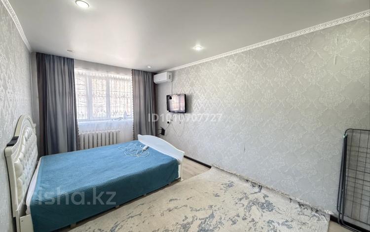 1-комнатная квартира · 32 м² · 1/5 этаж, Неусыпова 22 за 10 000 ₸ в Уральске — фото 2
