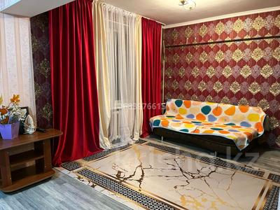 1-бөлмелі пәтер · 40 м² · 4/5 қабат, Желтоксан 21/1, бағасы: 11 000 ₸ в Алматы, Алмалинский р-н