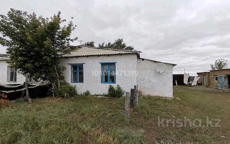 Отдельный дом · 3 комнаты · 100.6 м² · 100.6 сот., Село Қызылтаң ул. Абая 12 1 за 1 млн ₸ в  — фото 2