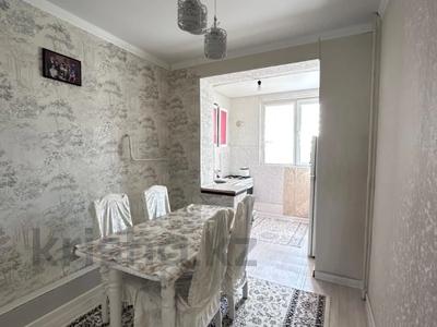 3-бөлмелі пәтер · 70 м² · 4/5 қабат, 27-ш/а. 17, бағасы: 19 млн ₸ в Актау, 27-й мкр