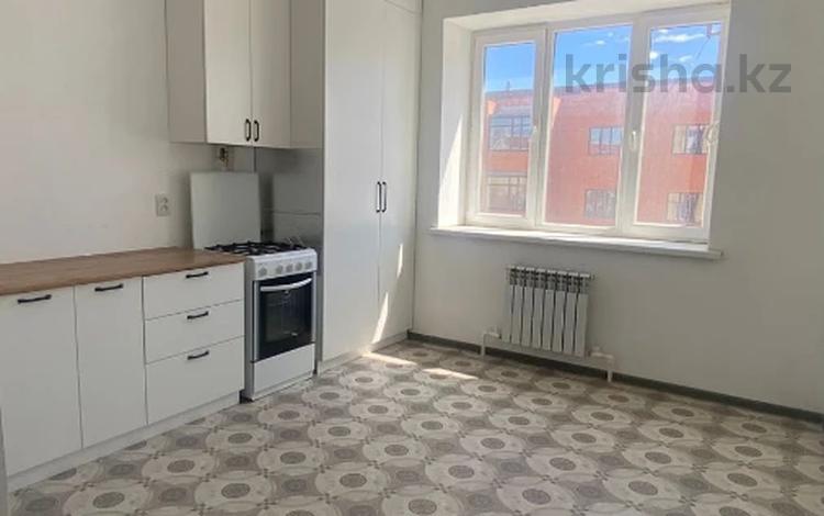 1-комнатная квартира · 41.4 м² · 4/5 этаж, мкр. Алтын орда за 15.7 млн ₸ в Актобе — фото 2