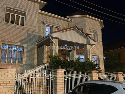 Отдельный дом · 10 комнат · 555 м² · 11 сот., мкр "Шыгыс 3" 44 за 180 млн ₸ в Актау, мкр "Шыгыс 3"