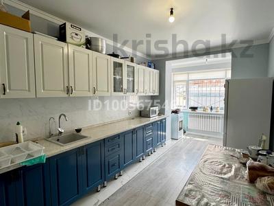 2-комнатная квартира · 67 м² · 1/5 этаж, 18 19 за 20 млн 〒 в Актау, 18-й мкр 