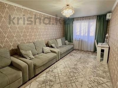 2-комнатная квартира · 44 м² · 2/5 этаж, Майкудук, 15й микрорайон за 9.5 млн ₸ в Караганде, Алихана Бокейханова р-н