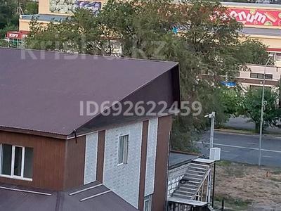 1-комнатная квартира, 28 м², 5/5 этаж, Қонаев 6 — желтоксан конаева за 7.7 млн 〒 в Талдыкоргане, мкр Жастар