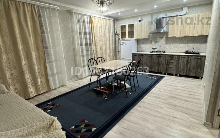 2-комнатная квартира · 60 м² · 1/7 этаж, мкр. Алтын орда, Мкр Батыс 2 49Д — Автоцон, Smart bilim за 180 000 〒 в Актобе — фото 2