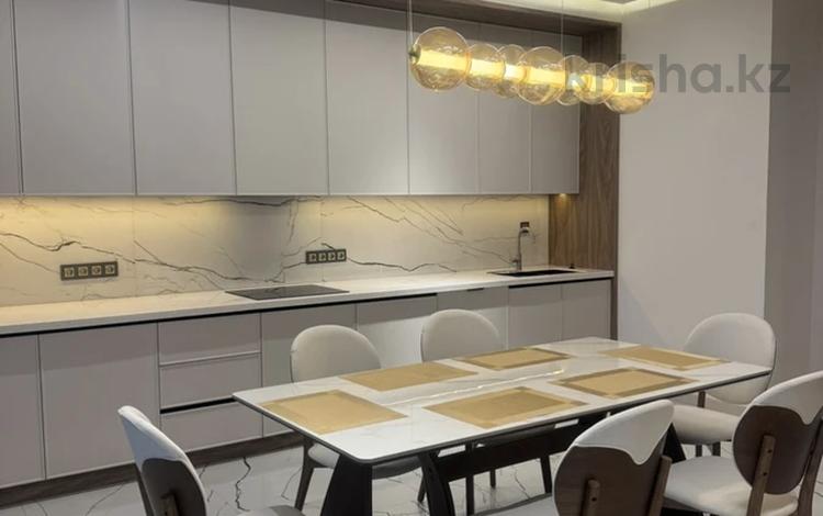 4-бөлмелі пәтер · 120 м² · 6/10 қабат, Розыбакиева 320, бағасы: 155 млн ₸ в Алматы, Бостандыкский р-н — фото 2