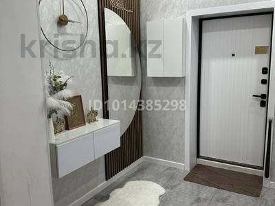 3-комнатная квартира · 80 м² · 4/6 этаж, Майкудук, Мкр Голубые пруды — Жк Томирис за 45 млн ₸ в Караганде, Алихана Бокейханова р-н