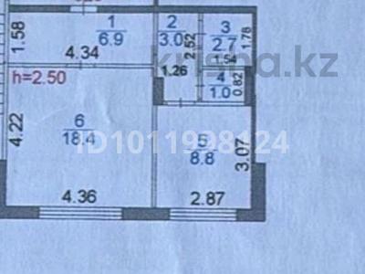 1-комнатная квартира · 41 м² · 1/9 этаж, Мкр. Голубые Пруды 6 за 13.5 млн ₸ в Караганде