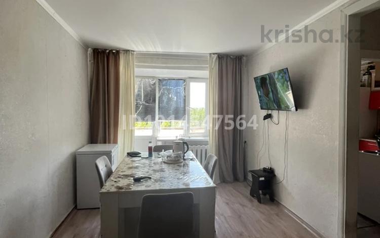 2-бөлмелі пәтер · 43.4 м² · 3/3 қабат, 8 марта 7, бағасы: 6.8 млн ₸ в Аксу — фото 2