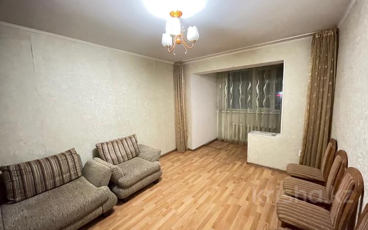 2-комнатная квартира, 50 м², 1/5 этаж, манаса 6