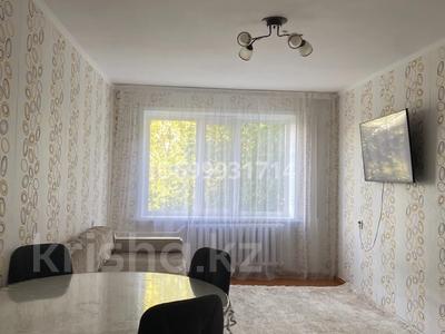 2-комнатная квартира · 57.8 м² · 2/5 этаж, Абай Кунанбаева 18 — Абай Кунанбаева 18 за 25 000 ₸ в Бурабае