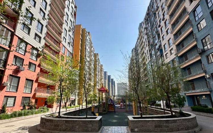 3-комнатная квартира · 91.3 м² · 8/13 этаж, Муратбаева за 63 млн ₸ в Алматы, Алмалинский р-н — фото 2