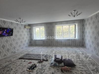 4-бөлмелі пәтер · 92 м² · 3/5 қабат, М.Утемисова 114 — Валиханова, бағасы: 25 млн ₸ в Атырау