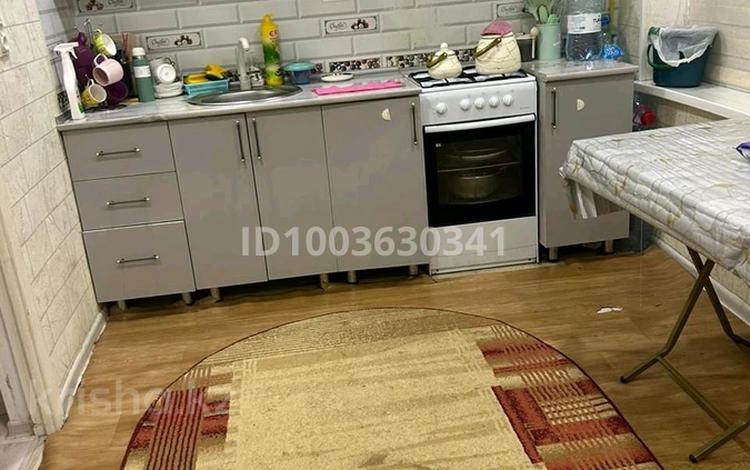 2-комнатная квартира · 42 м² · 2/4 этаж, Самал 4 за 12 млн 〒 в Жанаозен — фото 2