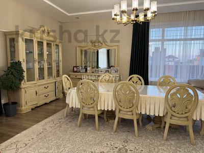 Жеке үй · 4 бөлме · 250 м², Макатаева 2, бағасы: 180 000 ₸ в Жибек Жолы