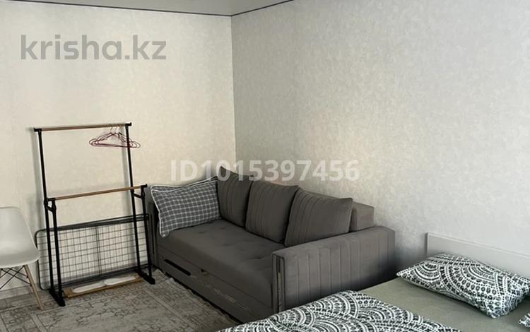1-комнатная квартира · 36 м² · 1/5 этаж, мкр Юго-Восток, проспект Республики за 16.5 млн ₸ в Караганде, Казыбек би р-н — фото 2