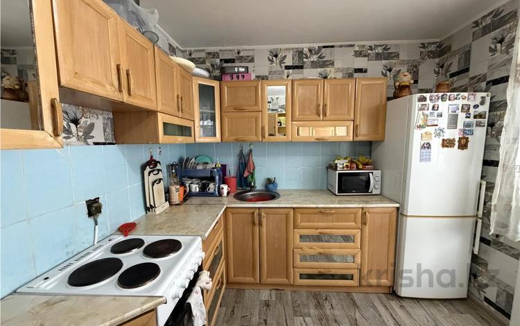 3-комнатная квартира · 71 м² · 2/5 этаж, мкр Новый Город, Кирпичная 8г за 17 млн ₸ в Караганде, Казыбек би р-н — фото 8