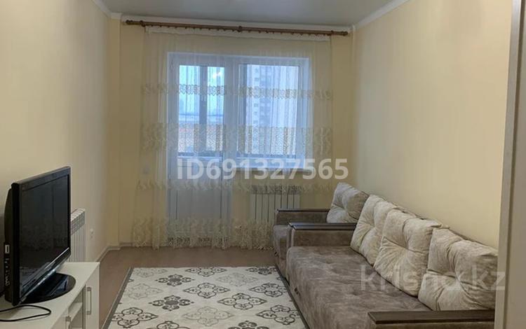 1-бөлмелі пәтер, 45 м², 7/13 қабат ай сайын, Бектурова 17, бағасы: 150 000 〒 в Астане, Нура р-н — фото 2