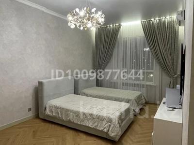 1-комнатная квартира · 50 м² · 12/12 этаж, Сырым батыра 99/3 — Дом с развитой инфраструктурой, магазины, аптека, кофе, салон, рядом находится дендропарк, торговый центр гранд парк за 200 000 ₸ в Шымкенте