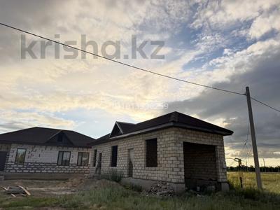 Жеке үй · 4 бөлме · 150 м² · 10 жүзд., Жилой массив Шыгыс 1289, бағасы: 25 млн ₸ в Актобе