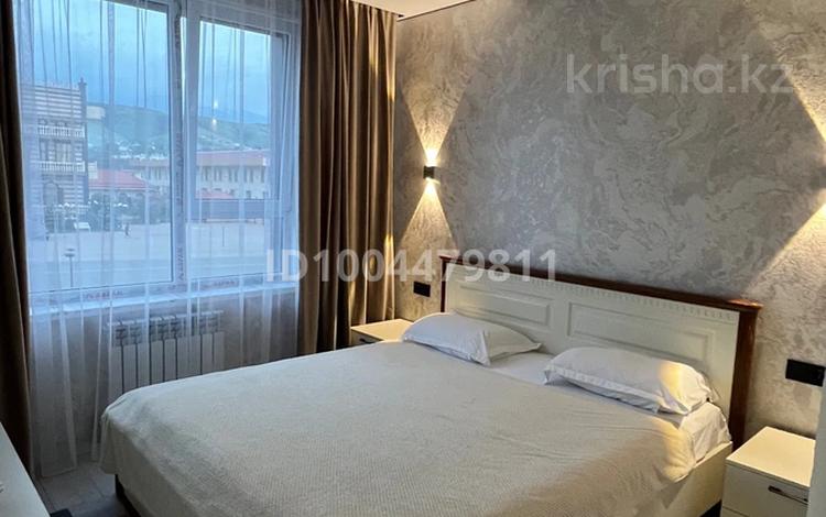 2-комнатная квартира · 50 м² · 3/9 этаж, Райымбек батыра 161Б — Рядом с автоцентром Астер Авто за 18 000 ₸ в  — фото 2
