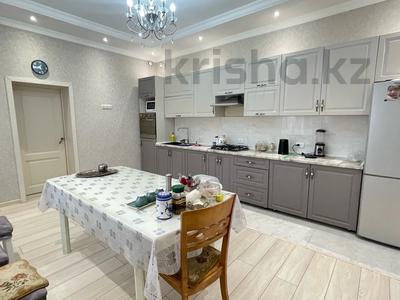 Отдельный дом • 7 комнат • 220 м² • 10 сот., Жастар 1 45 за 63 млн 〒 в Талдыкоргане