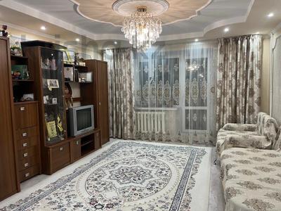 3-комнатная квартира · 90 м² · 8/9 этаж, Майкудук, 11а микрорайон за 23 млн ₸ в Караганде, Алихана Бокейханова р-н