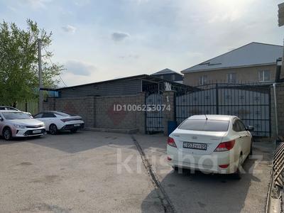 Отдельный дом · 4 комнаты · 800 м² · 10 сот., мкр Акбулак за 155 млн ₸ в Алматы, Алатауский р-н
