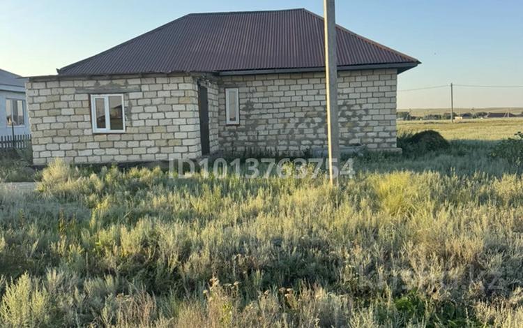 Отдельный дом · 3 комнаты · 130 м² · 10 сот., Беккул баба — Беккул баба за 11 млн ₸ в Актобе — фото 2